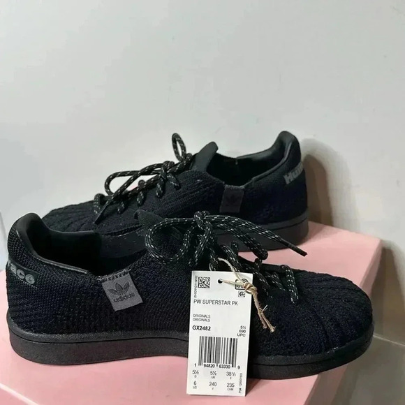 Pharrell Williams adidas Superstar Primeknit Core Black GX2482 - Picture 12 of 12